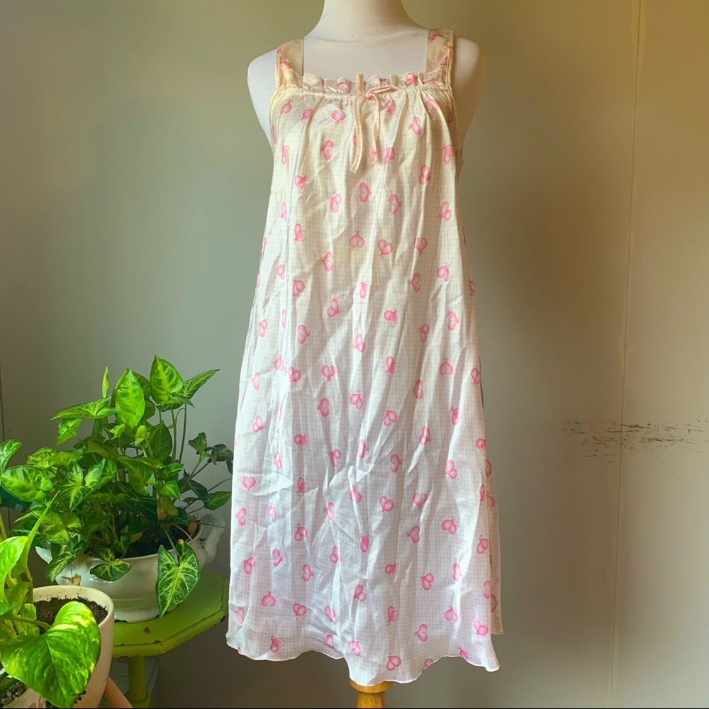 Vintage Valentineโs heart Print Soft Nightgown Slip Pajamas Intimates Lingerie - Picture 1 of 6